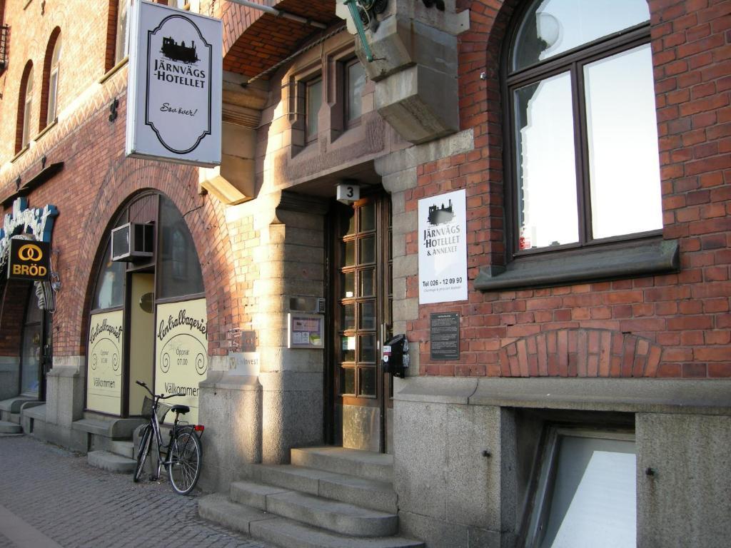 Jaernvaegshotellet Gävle Zewnętrze zdjęcie