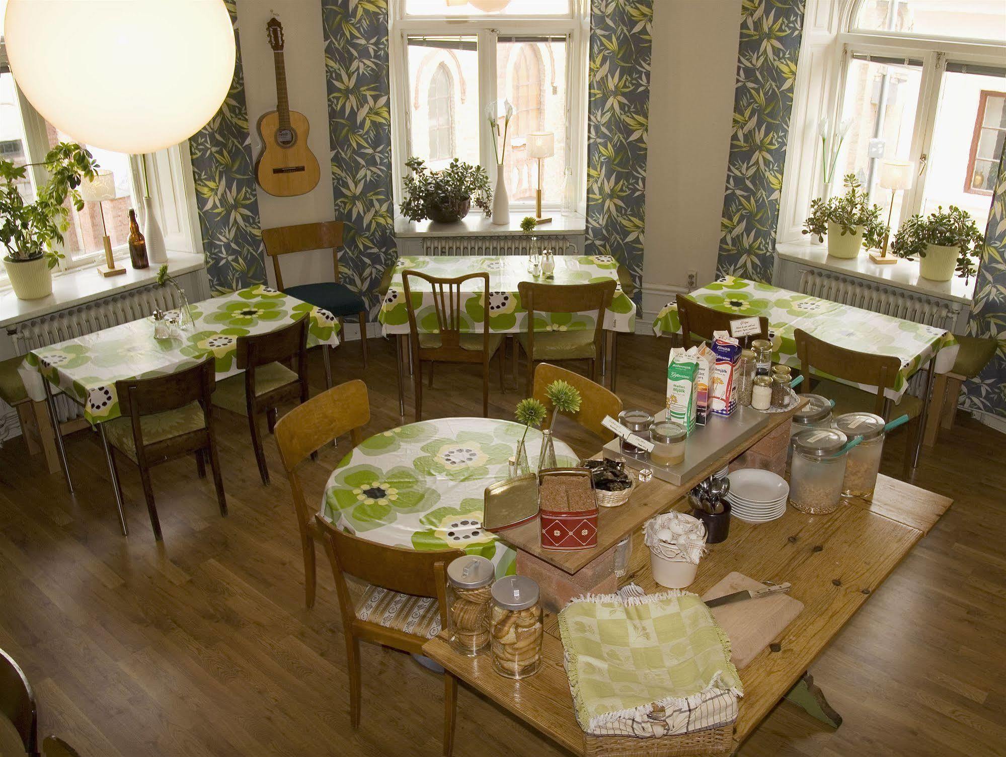 Jaernvaegshotellet Gävle Zewnętrze zdjęcie