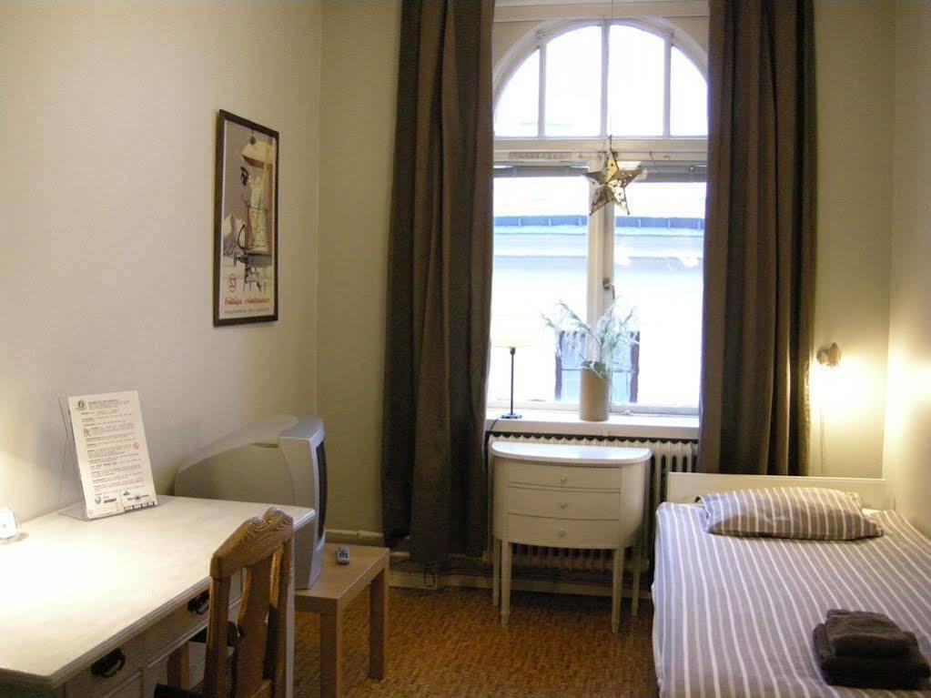 Jaernvaegshotellet Gävle Zewnętrze zdjęcie