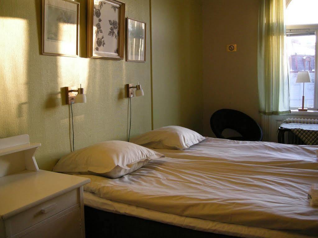 Jaernvaegshotellet Gävle Zewnętrze zdjęcie
